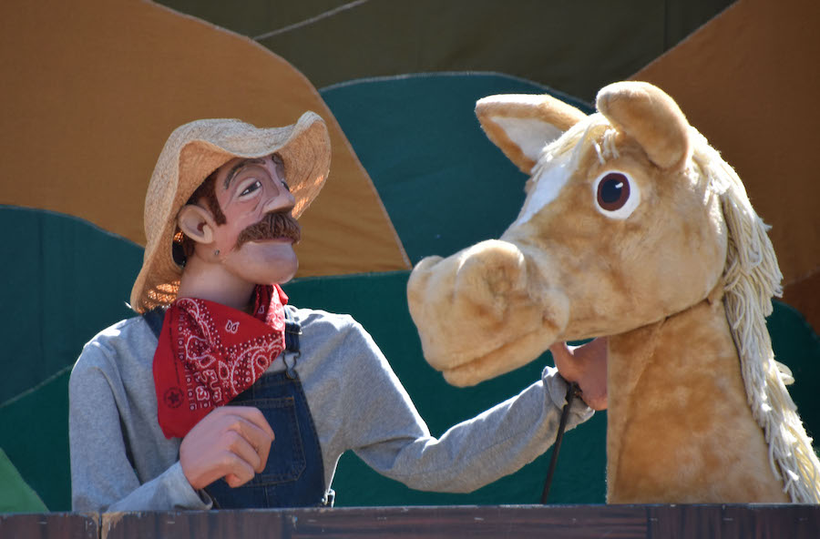 Great Arizona Puppet Theater, Old Macdonald, puppet show